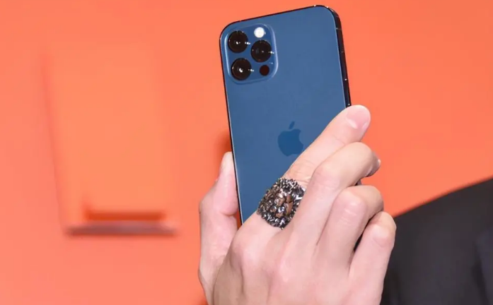 南平苹果手机维修分享iPhone12系列重启方法教程 